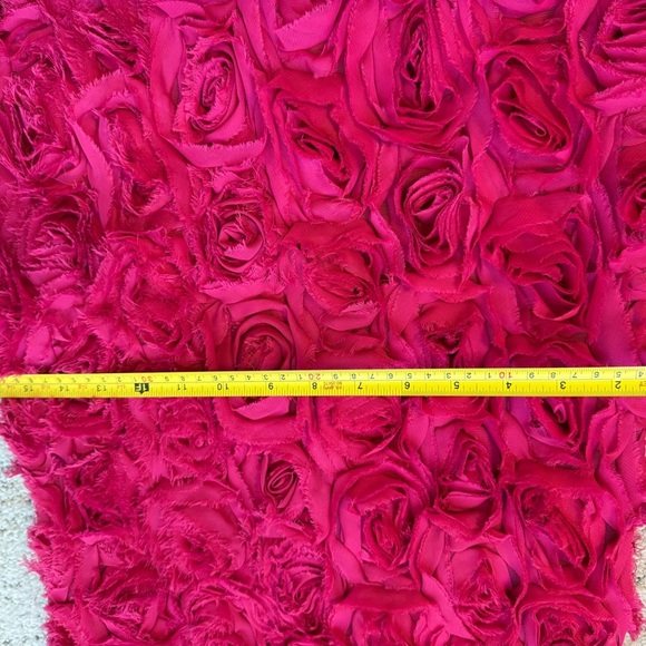 Pink Tartan elevates 3D Rosette Dress - size 6 in very very good cond Vivid! - Picture 7 of 13